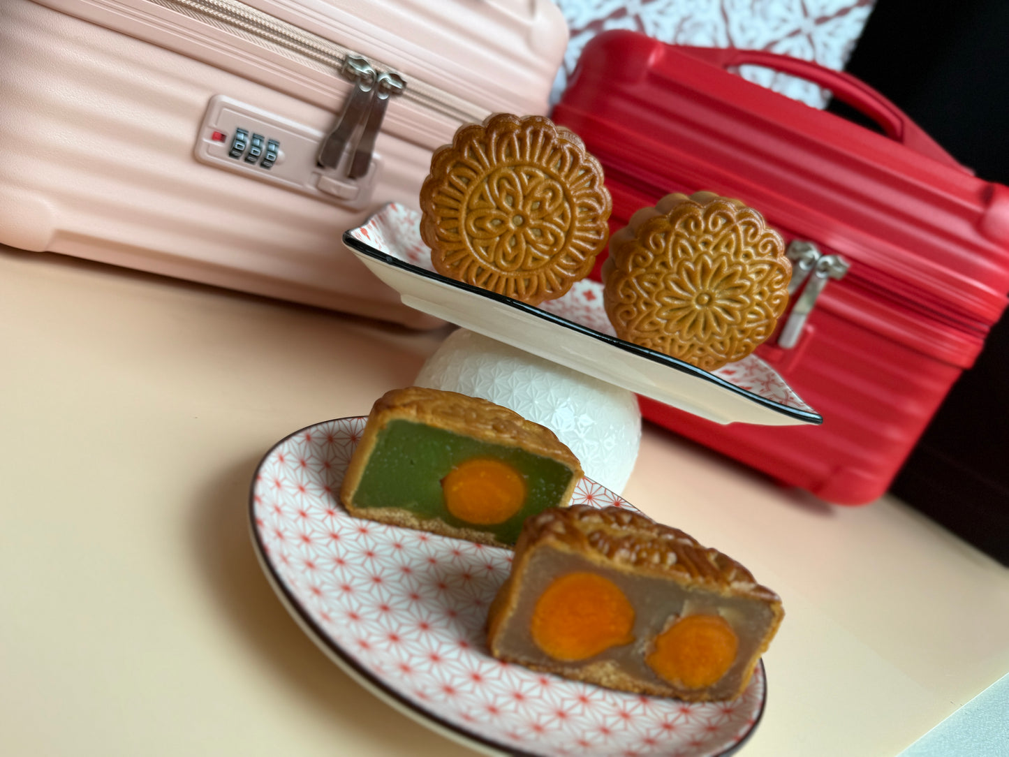 Mix Flavour Mooncake Gift Set. (Early bird 20% Disc till 15 Sept)